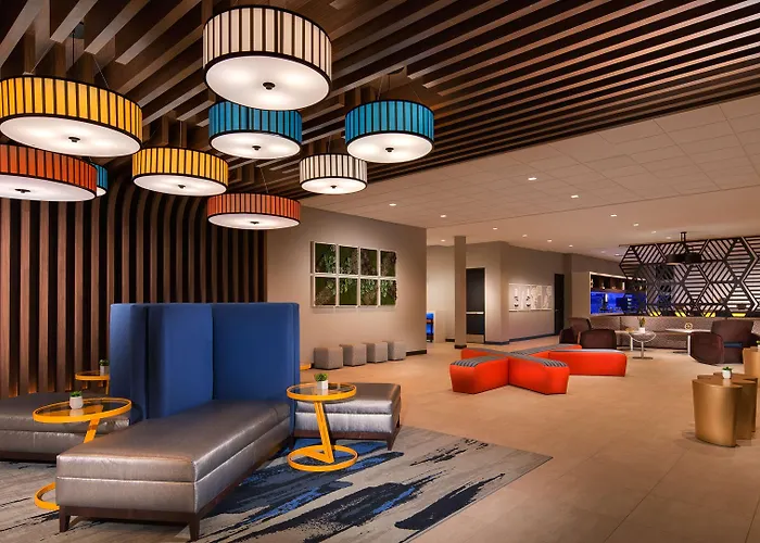 Glo Best Western Nashville Airport